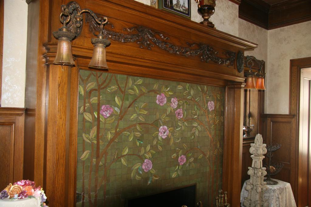 The Brumder Mansionミルウォーキー エクステリア 写真