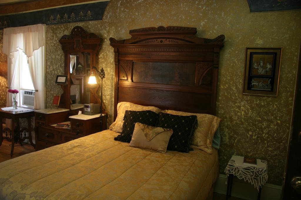 The Brumder Mansionミルウォーキー エクステリア 写真