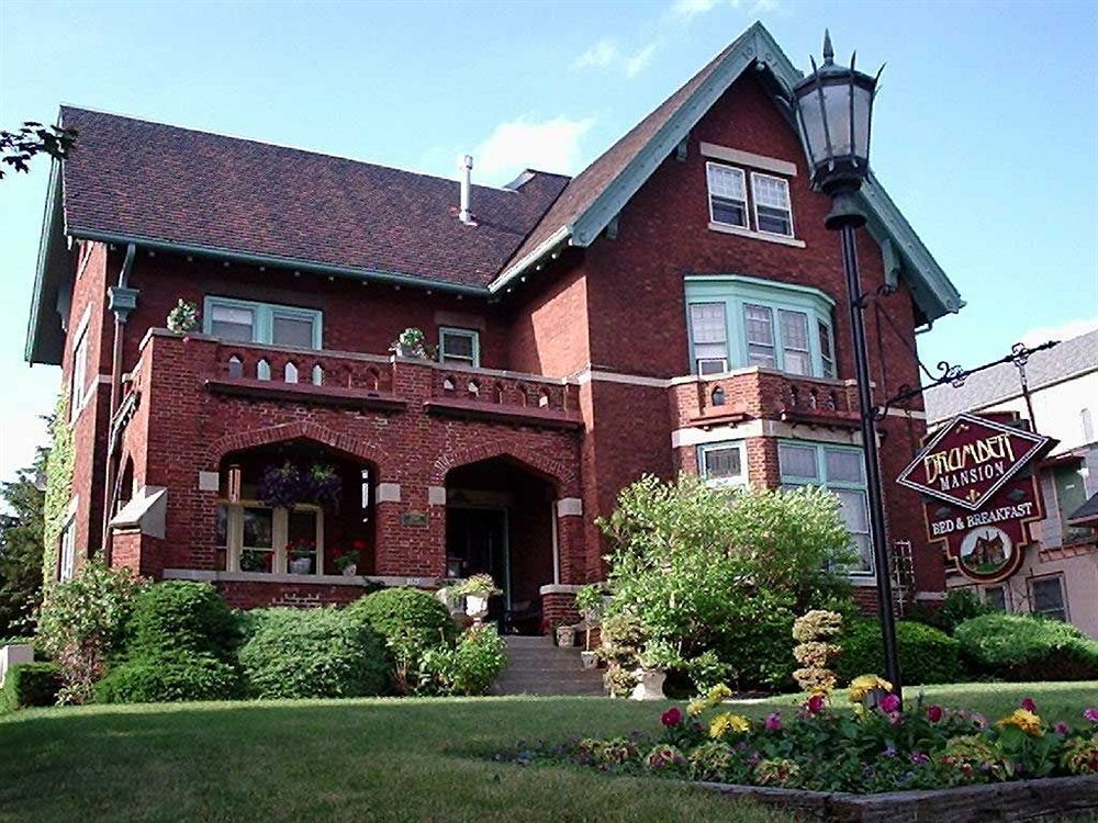 The Brumder Mansionミルウォーキー エクステリア 写真